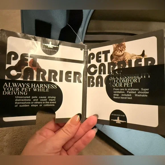 *NWT* LIGHT BLUE PET CARRIER - Picture 8 of 10